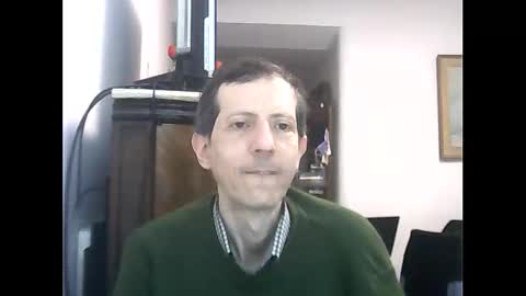 Snapshot of lucianoaxel chatting on October 2, 2:10 am Luciano online show from October 2, 2:10 am