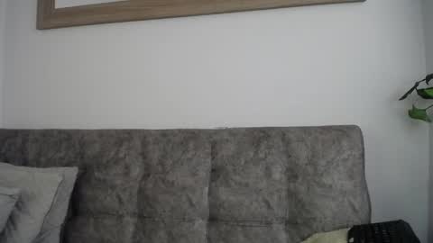 luciiana online show from May 1, 4:12 pm