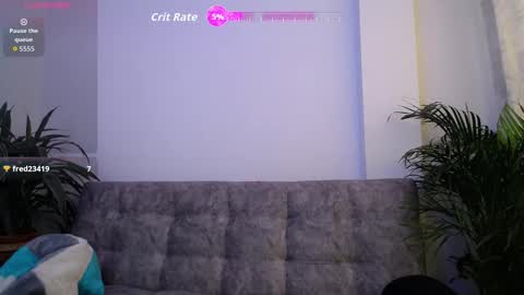 Snapshot of luciiana_lol chatting on October 22, 4:19 pm luciiana online show from October 22, 4:19 pm
