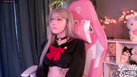 Lucy UwU online show from May 9, 6:41 am