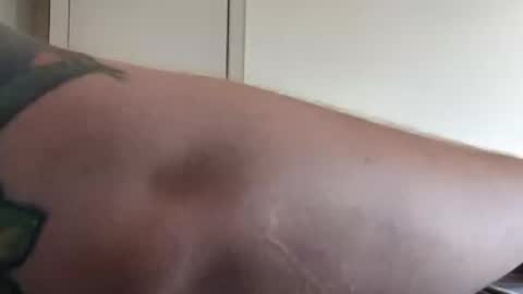Snapshot of lucky_chance32 chatting on October 6, 8:48 pm lucky_chance32 online show from October 6, 8:48 pm
