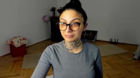 lucky_deniz online show from March 4, 8:16 pm