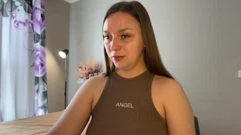 lucky_foryou_baby online show from May 1, 9:14 am