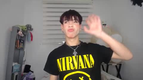 lucky_strickee online show from October 20, 3:44 am