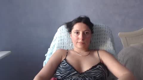 luckylinda23 online show from June 28, 2:35 pm