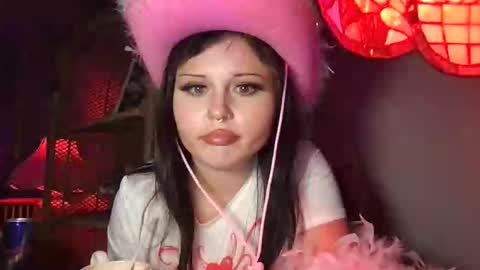 luckylucylu777 online show from December 16, 8:53 am