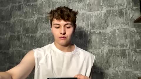 Ricky online show from October 27, 9:59 pm