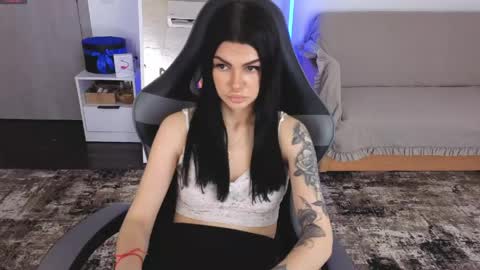 Monika online show from May 2, 8:09 am