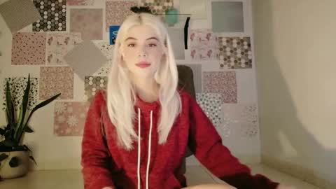 luckysapphire777 online show from February 22, 1:03 pm