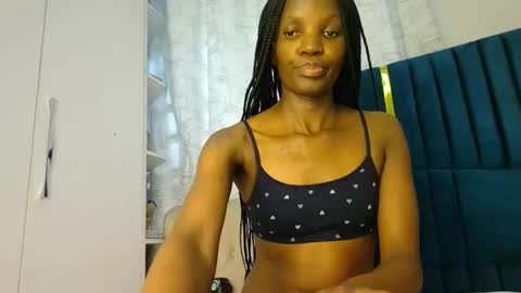 brielle online show from February 5, 7:01 am