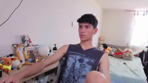 Lu Independent Model online show from February 6, 5:48 pm