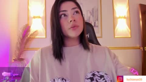 lucy online show from March 11, 5:24 am