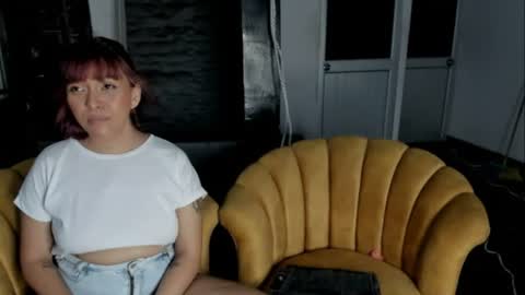 lucy_doll69 online show from July 28, 3:37 am
