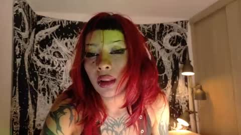 lucy meoww online show from July 4, 3:21 am