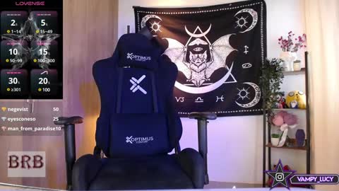 lucy meoww online show from December 11, 9:34 pm