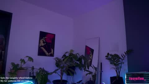 Lucy Alien  online show from November 26, 4:26 pm