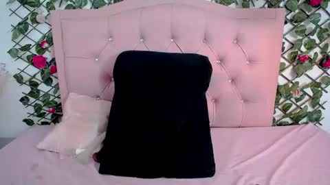 Lucy Cute online show from July 25, 2:37 pm