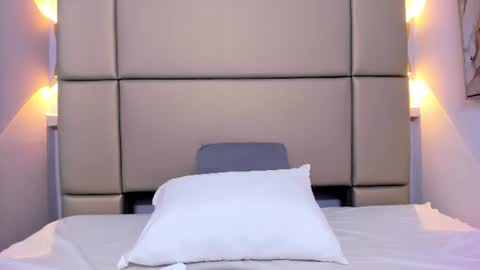 Lucy online show from June 27, 12:00 pm
