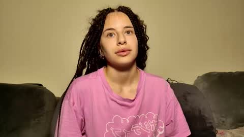 Snapshot of lucyrait chatting on September 15, 9:11 am Lucy online show from September 15, 9:11 am