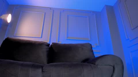 Lucy online show from November 7, 9:39 pm