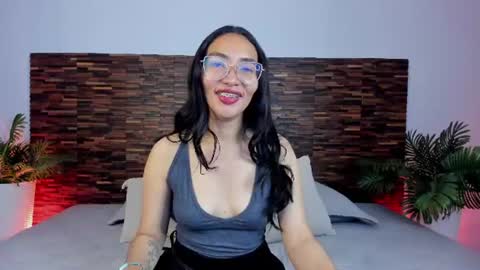 Lucy Liiu online show from July 16, 8:45 pm