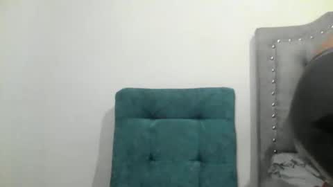 lufy6922 online show from October 18, 1:37 pm