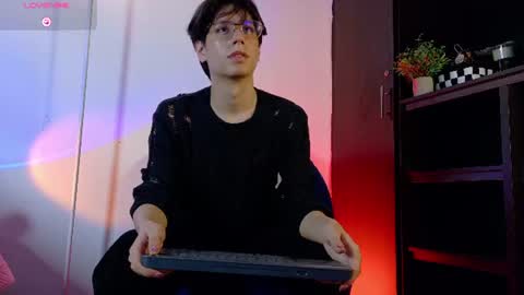 Lui online show from June 15, 2:58 am