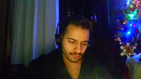 luigi281996 online show from December 31, 1:57 am