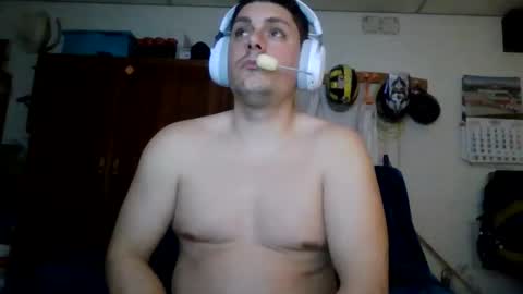 A slave to the mistress.. un esclavo para las amas dominantes. online show from February 17, 10:20 pm