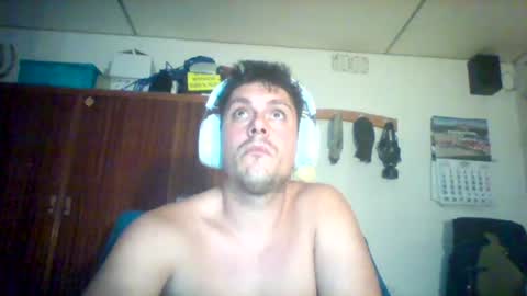 A slave to the mistress.. un esclavo para las amas dominantes. online show from July 30, 4:40 pm