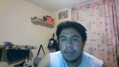 luis_garcia1202 online show from April 17, 5:32 am