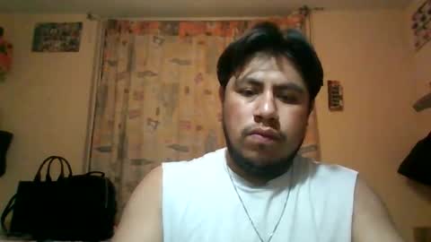 luis_garcia1202 online show from May 1, 2:49 am