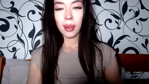 luisa lovedom online show from July 13, 8:51 am