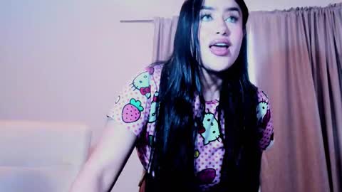 Luisa Diaz online show from March 4, 11:29 am