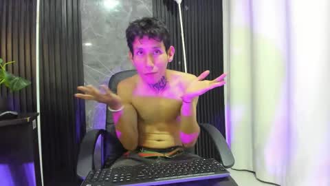 lujuriau_u online show from November 14, 4:58 am