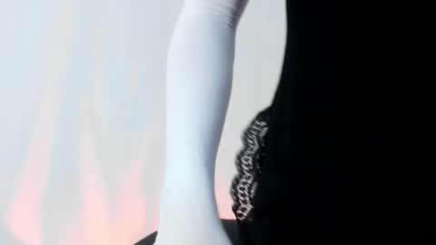 Luka Castillo online show from November 25, 9:57 pm