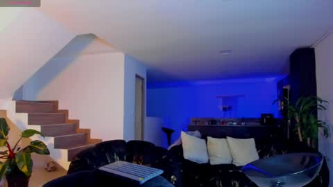 Lukas Green online show from May 1, 9:53 pm