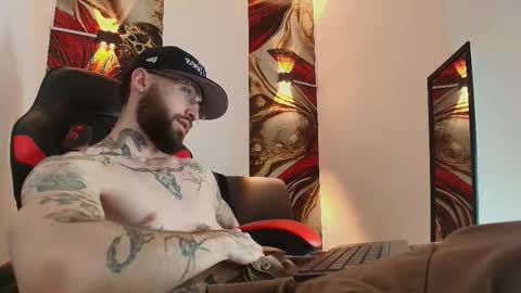 LUKE online show from October 17, 1:59 pm