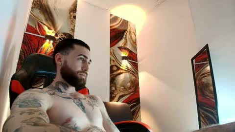 LUKE online show from April 29, 5:30 pm