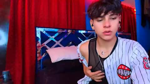 Luke online show from May 6, 3:29 pm