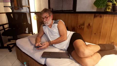 Luke Crews online show from March 5, 4:35 pm