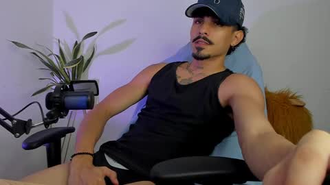 Luke Taylor online show from May 1, 12:43 pm