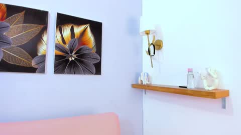 LuLu  online show from October 11, 1:21 am