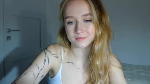 Lulu Baby18 online show from March 14, 8:13 pm