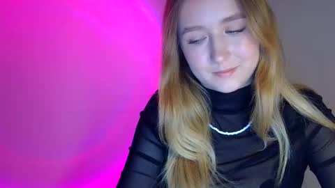 Snapshot of lulu_baby1 chatting on October 3, 9:23 pm Lulu Baby18 online show from October 3, 9:23 pm