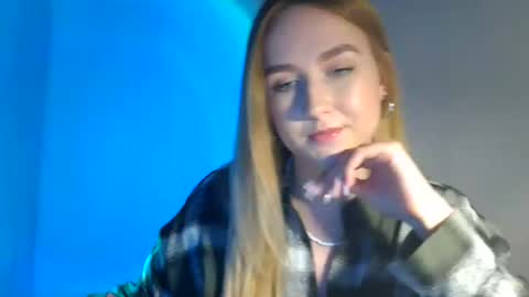 Snapshot of lulu_baby1 chatting on February 25, 4:25 pm Lulu Baby18 online show from February 25, 4:25 pm