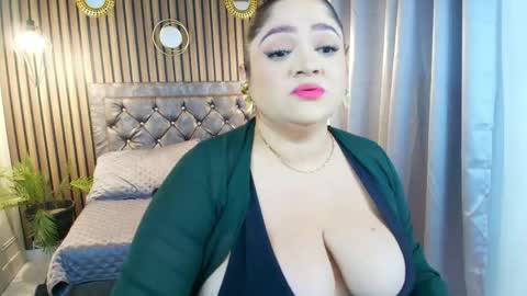 sweet  lulu online show from April 25, 2:58 pm