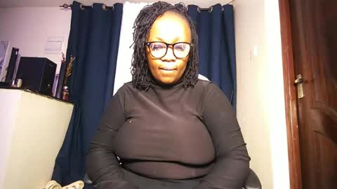 lulu_sparks1 online show from June 22, 5:48 am