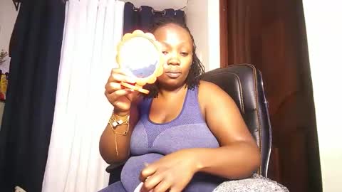 lulu_sparks1 online show from May 2, 4:35 pm