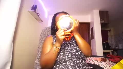 lulu_sparks1 online show from July 4, 11:14 am
